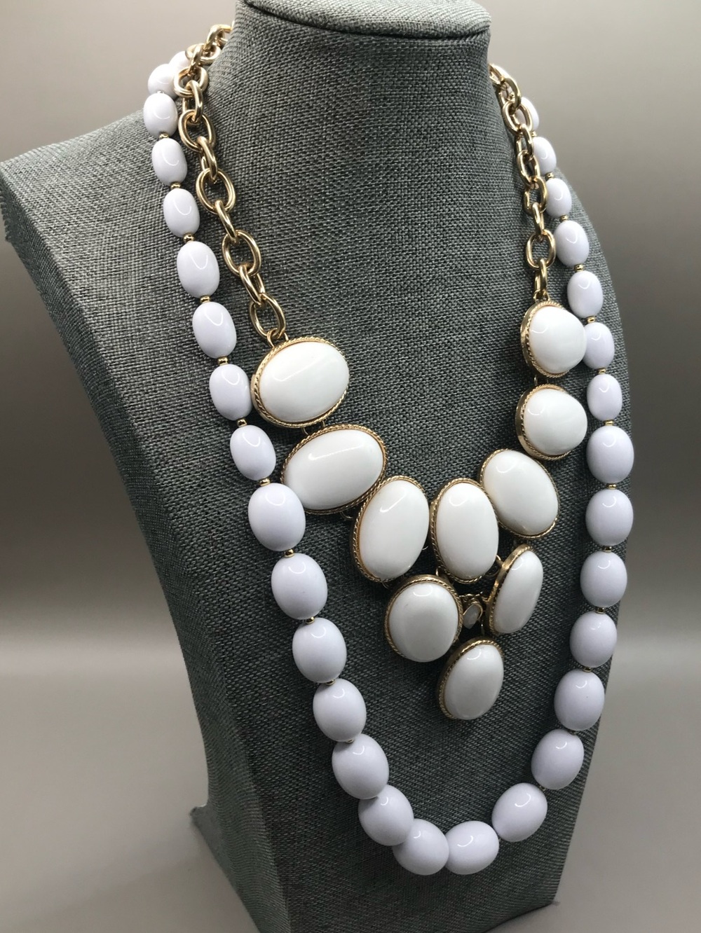 2 White and Gold-Tone Layering Statement Necklaces - Picture 2 of 7